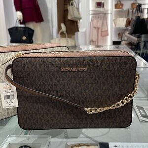 Michael Kors Jet Set Item Large East West Zip Crossbody Brown Signature
